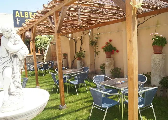 Estrella Del Camino Hostel *